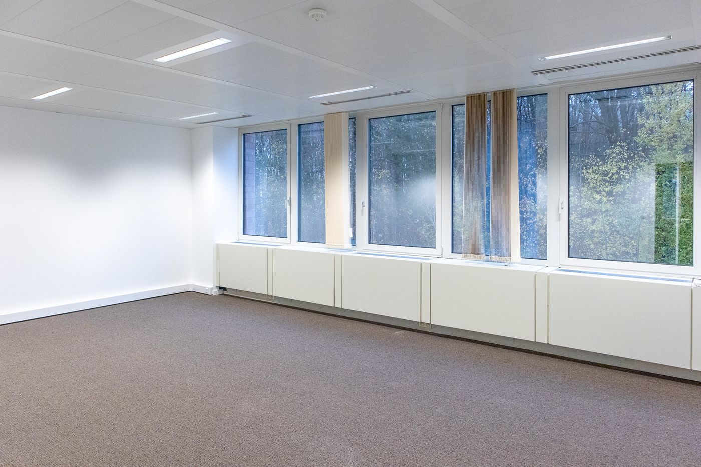 58 m² - 294 m²  kantoren nabij R0 - foto 4