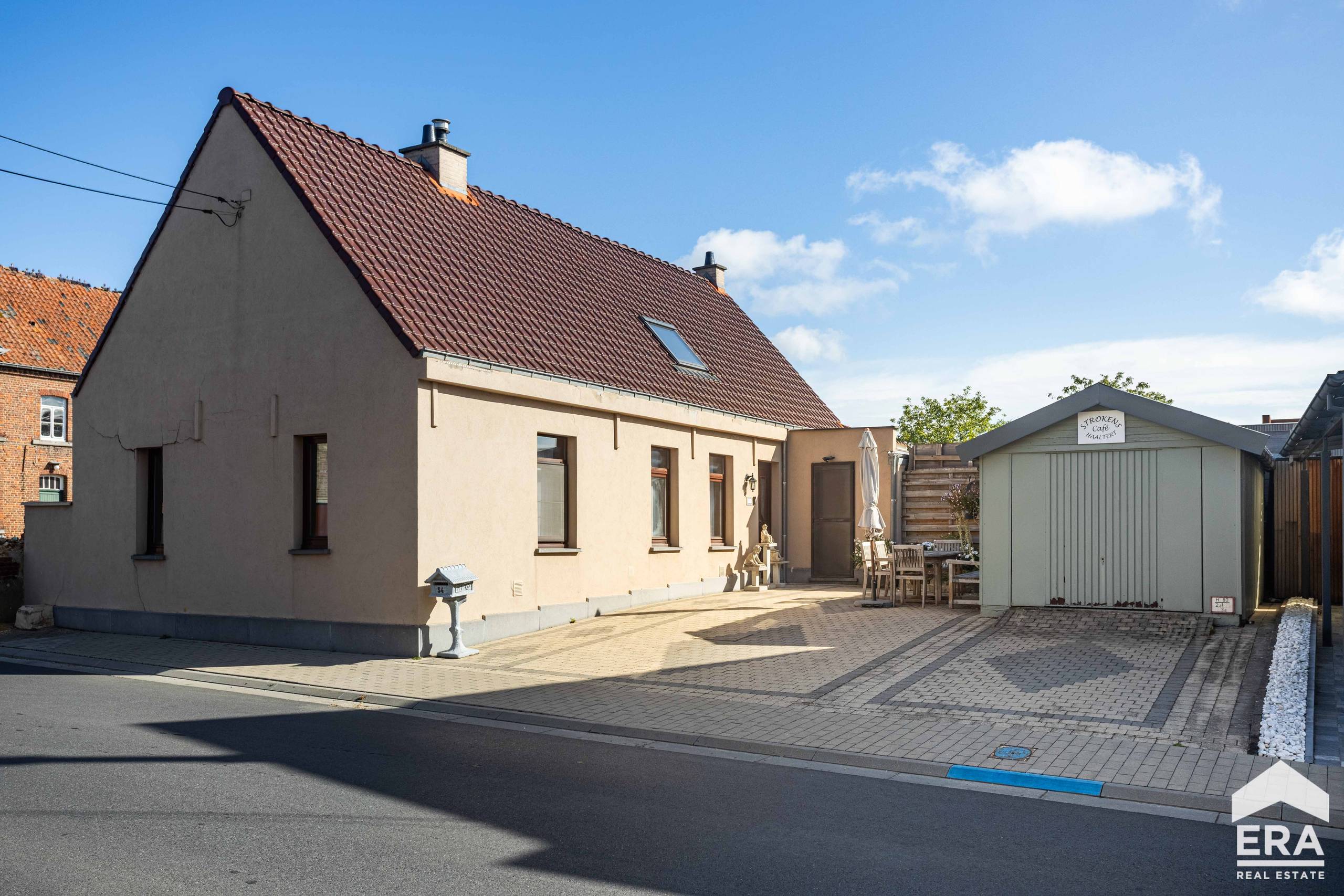 Commercial for sale in Haaltert