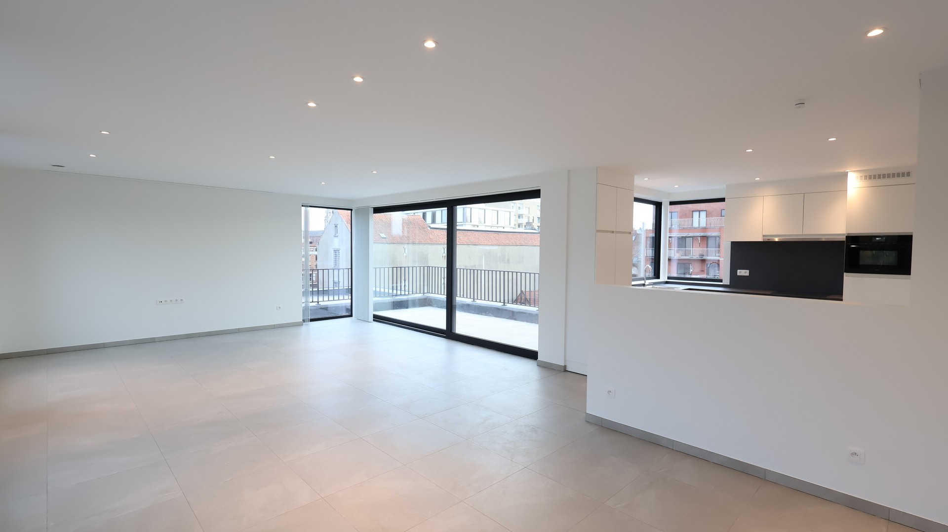 Apartment for rent in Roeselare with 2 bedrooms - photo 4