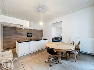 OPGELET: om dit pand te huren of bezichtigen vragen wij steeds eerst een virtueel bezoek te brengen aan het pand. Ga hiervoor naar www.rosseel.be...