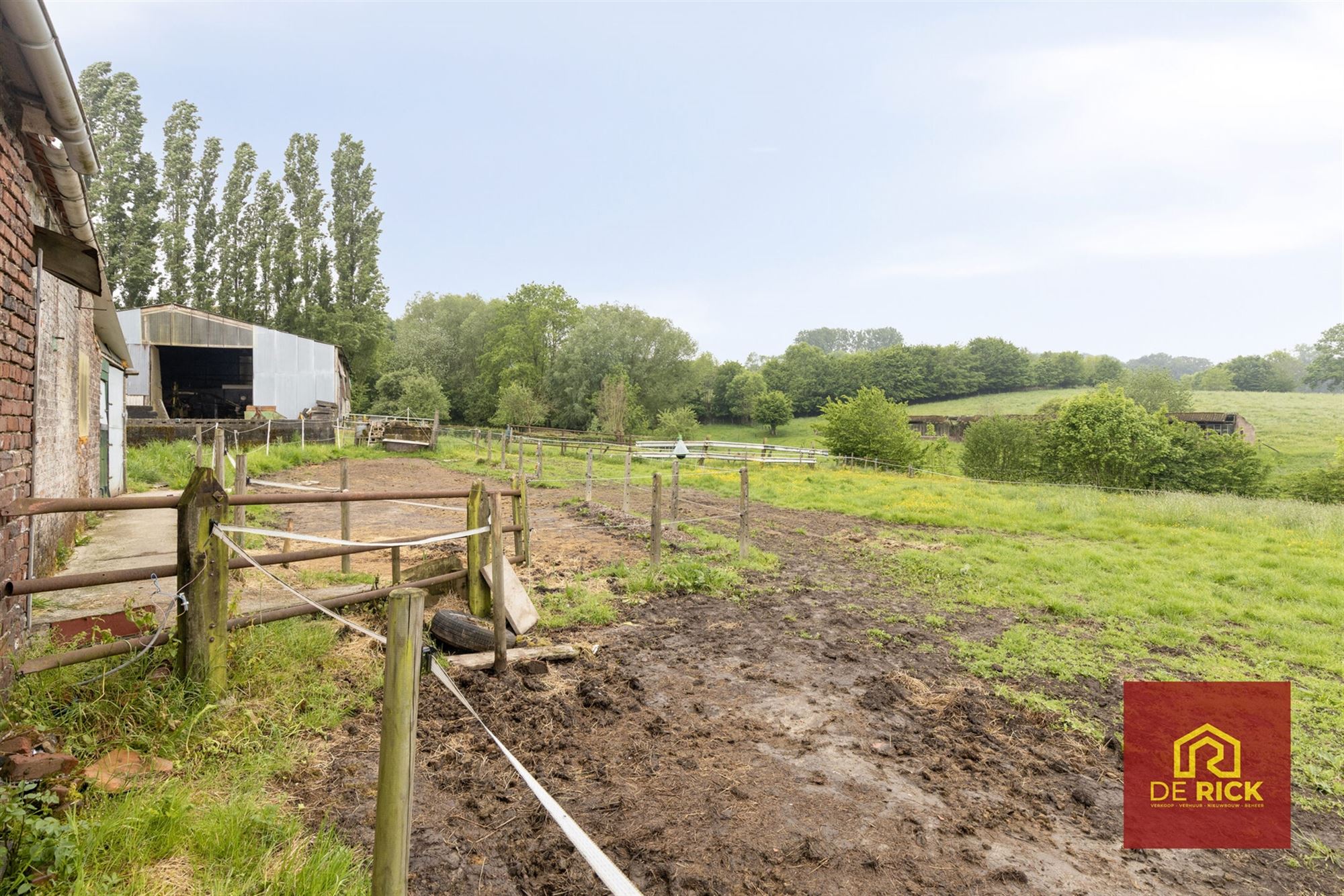 Te renoveren hoeve op toplocatie met prachtig uitzicht - foto 4