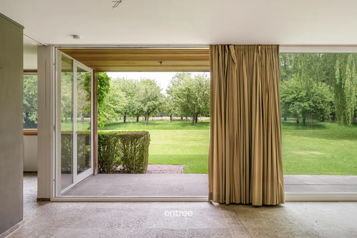 EXCLUSIEVE VILLA OP 2,76 HECTARE DOMEIN - foto 5