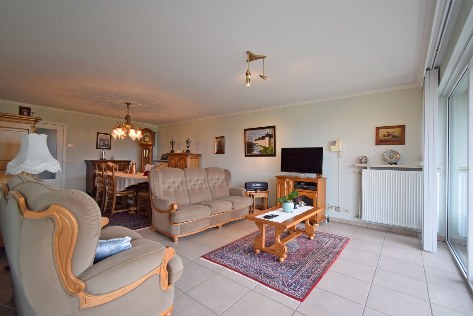 Ruim appartement met 2 slaapkamers en terras in residentie Helminge - foto 2