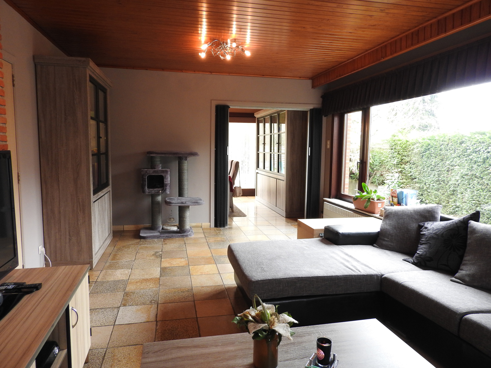 Charmante woning op een ruim perceel van 1.012m² - foto 3