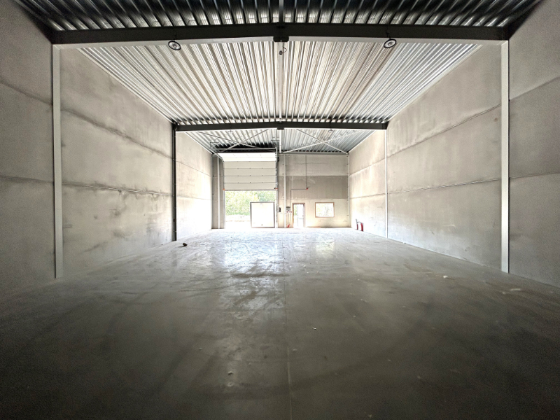 Recente KMO-unit van 234 m² op toplocatie te Sint-Gillis-Waas - foto 5