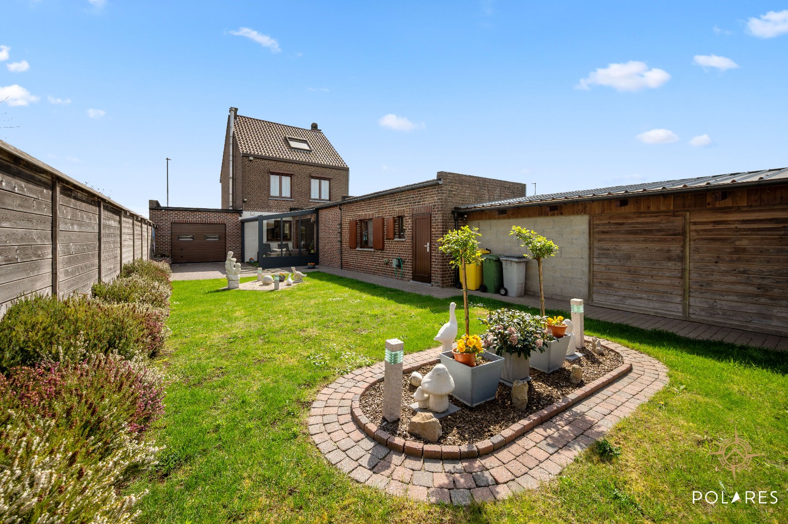 Vrijstaande woning 3 slaapkamers en veel bergruimte - foto 2