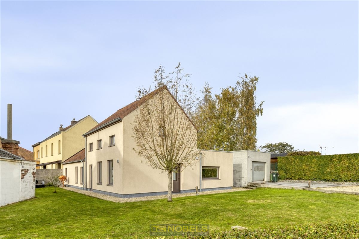 Te huur, instapklare, charmante woning met tuin te Ronse - photo 2