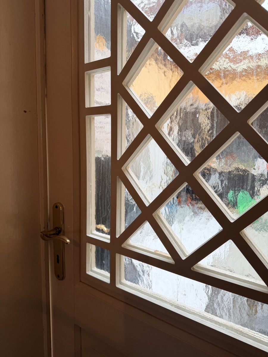 VERDER OP TE FRISSEN WONING MET AANGENAME LIGGING - foto 4