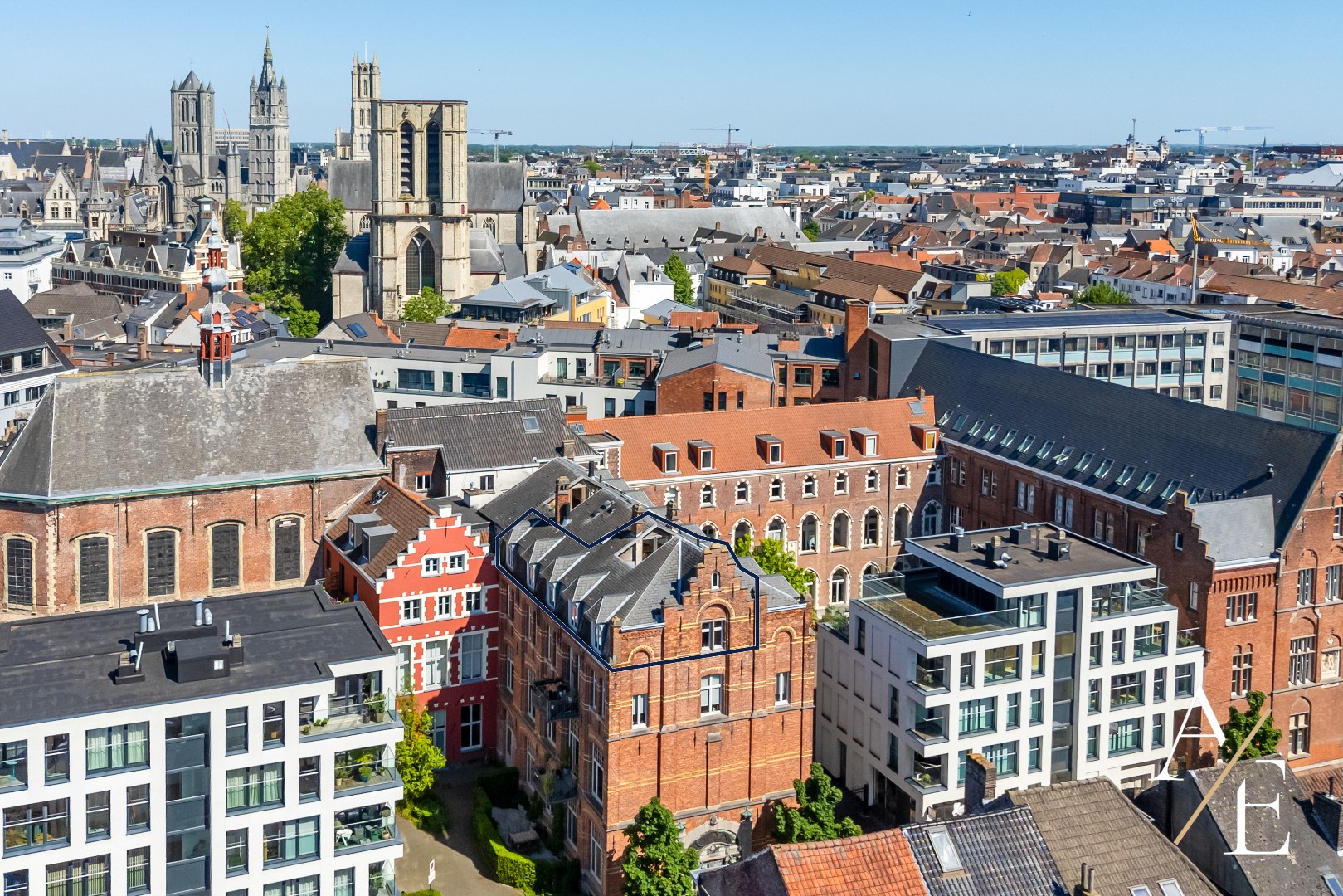 GENT – Exclusief duplex penthouse op historische toplocatie in hartje Gent - foto 2