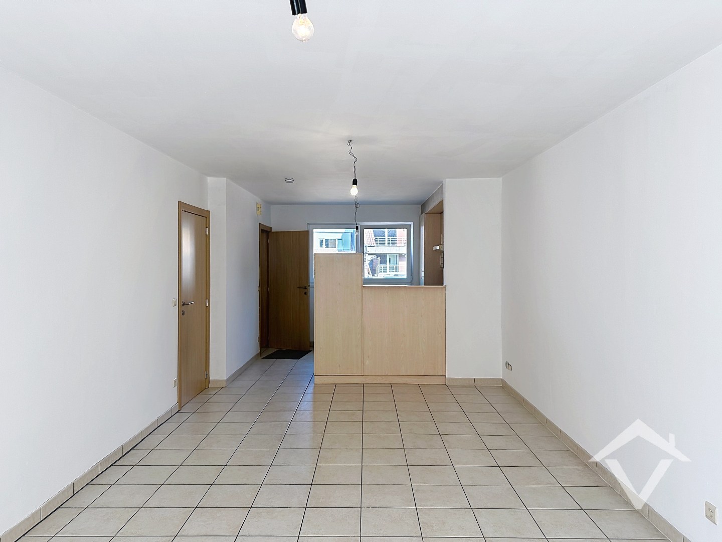 Ruim duplex appartement met zonnig terras in centrum Koekelare - foto 4
