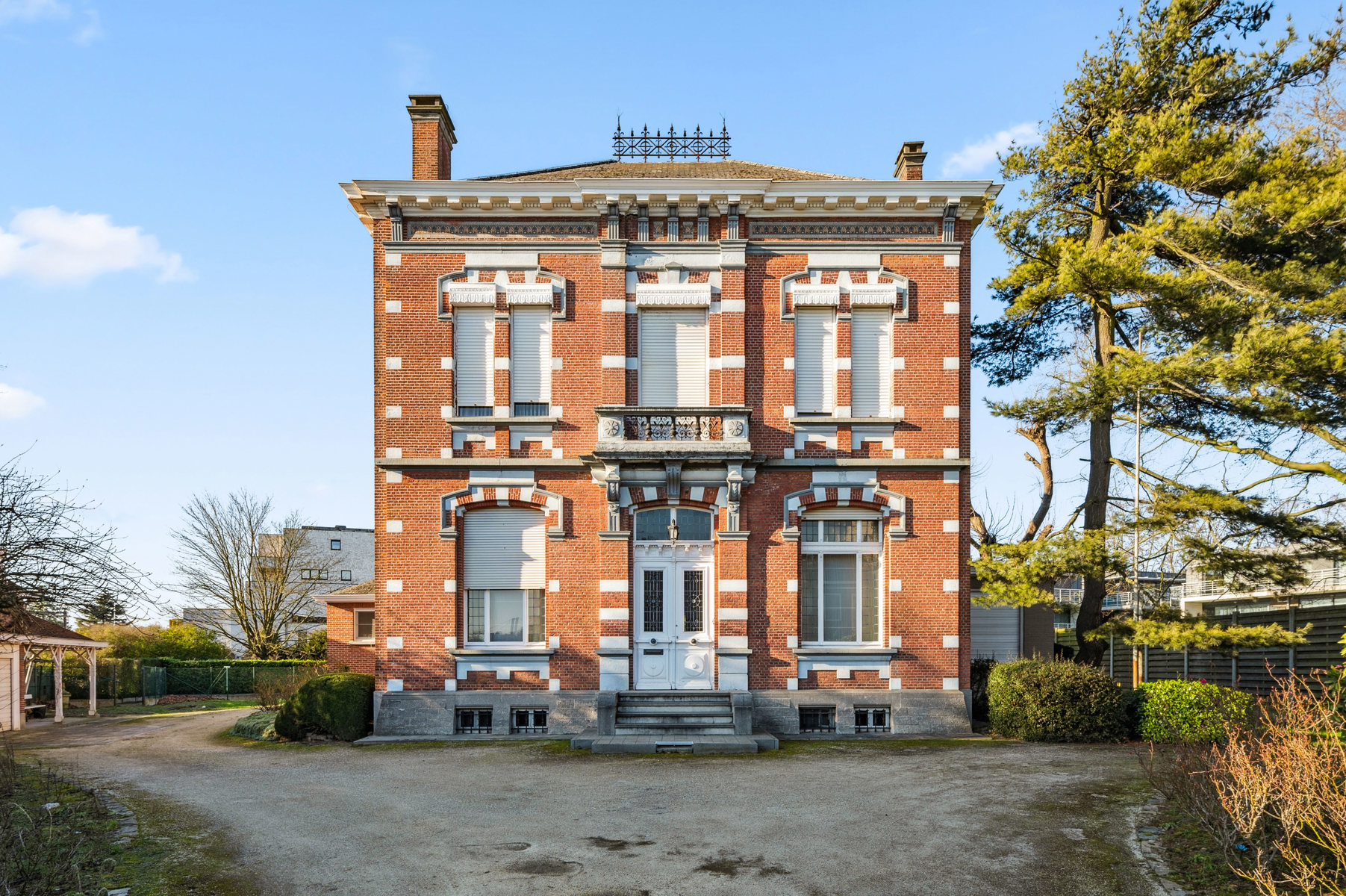 House for sale in Heist-Op-Den-Berg with 5 bedrooms - photo 1