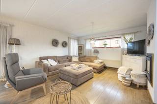 Deze woning is rustig gelegen in een aangename woonwijk in Beerse, op wandel- en fietsafstand van het centrum en alle dagelijkse voorzieningen.U...