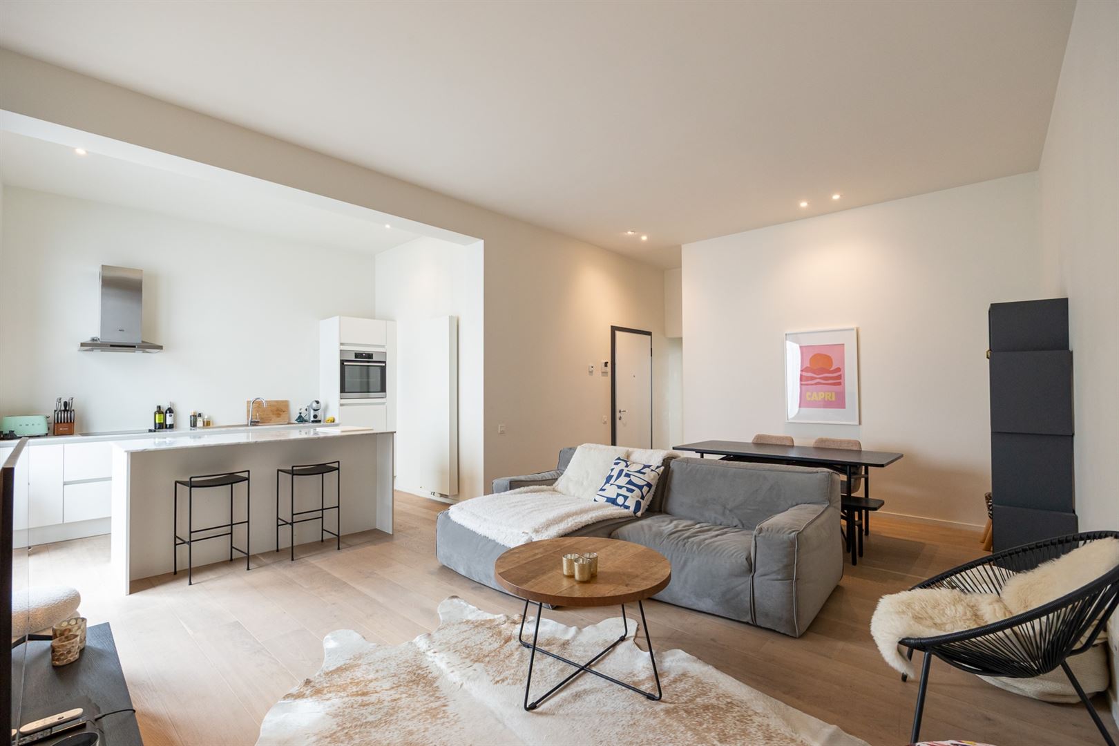 Gerenoveerd appartement met zalig terras en één slaapkamer - foto 1