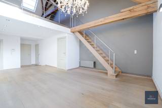 SCHRIJF U IN VIA ONZE WEBSITE : www.makelaarshuys.beTe residentie Hotel de Loose . Maandelijkse huurprijs 1326€ +79€ gemeenschappelijke kostOp...