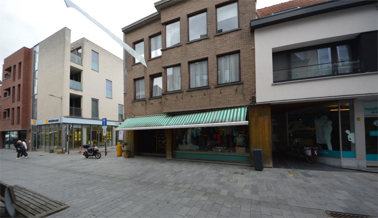 Commercial à louer à Beveren-Kruibeke-Zwijndrecht - photo 4