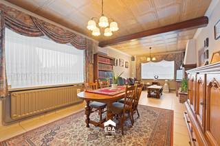 Deze ruime gezinswoning ligt op een mooie landelijke locatie nabij het centrum van Bocholt, waar je geniet van rust, groen en een vrij...