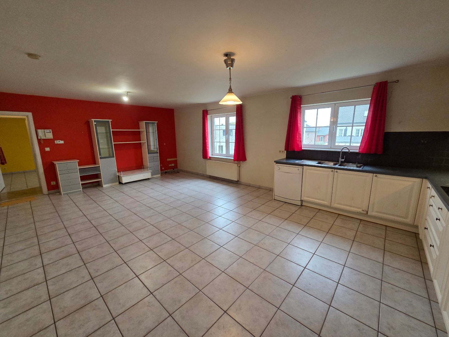 Spacious 3-bedroom apartment in Boortmeerbeek. - photo 4