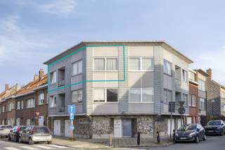 Dit appartement bevindt zich op de tweede verdieping van een kleinschalig gebouw en biedt alles wat nodig is voor aangenaam wonen of een...