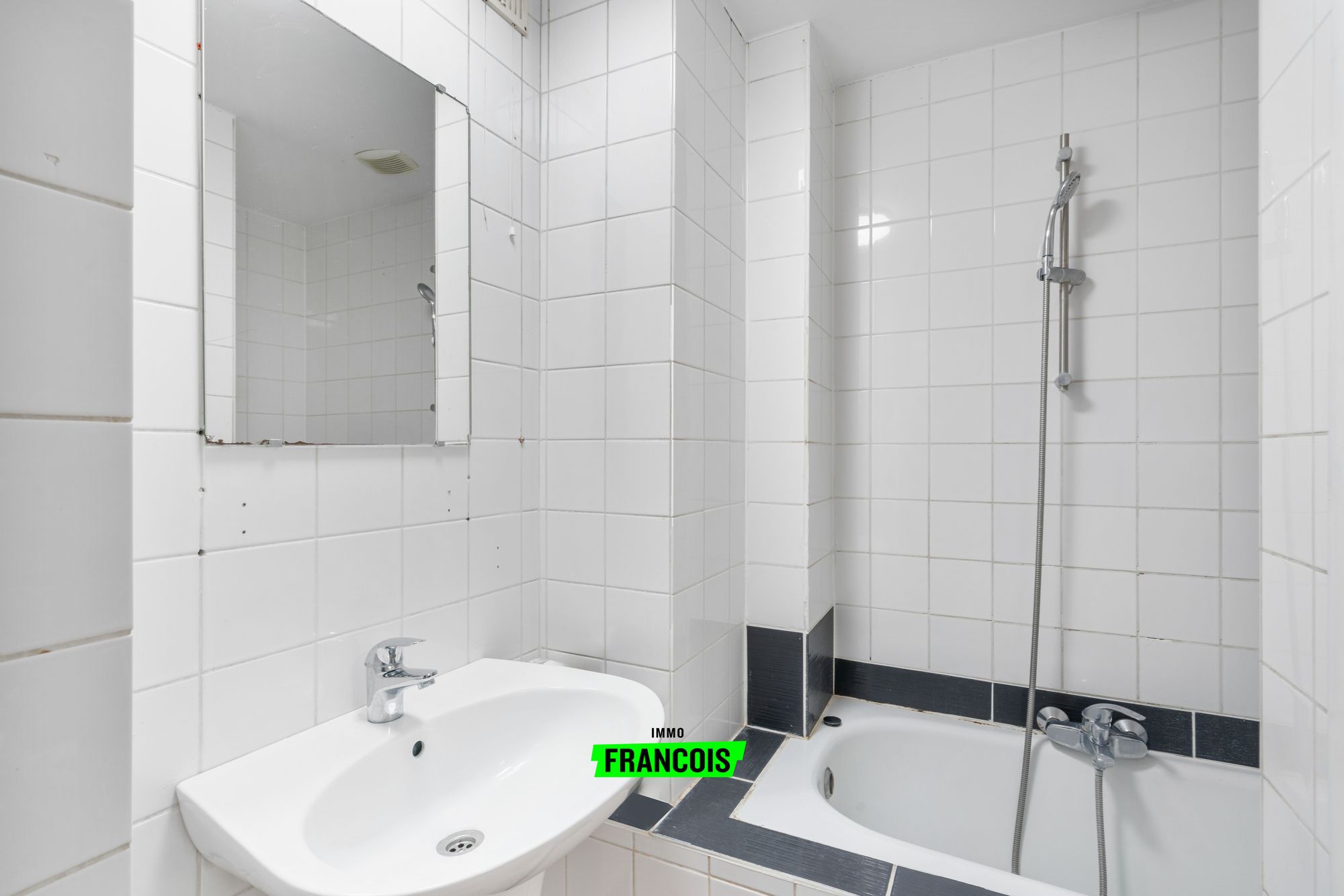 Meergezinswoning met 2 erkende woonentiteiten en opbrengstpotentieel te koop in Schaarbeek - foto 5