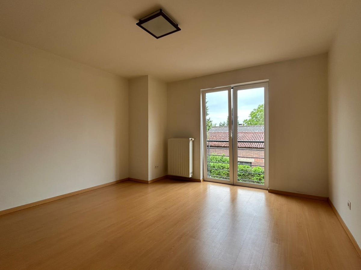2-slaapkamerappartement te huur nabij centrum Maaseik - foto 5