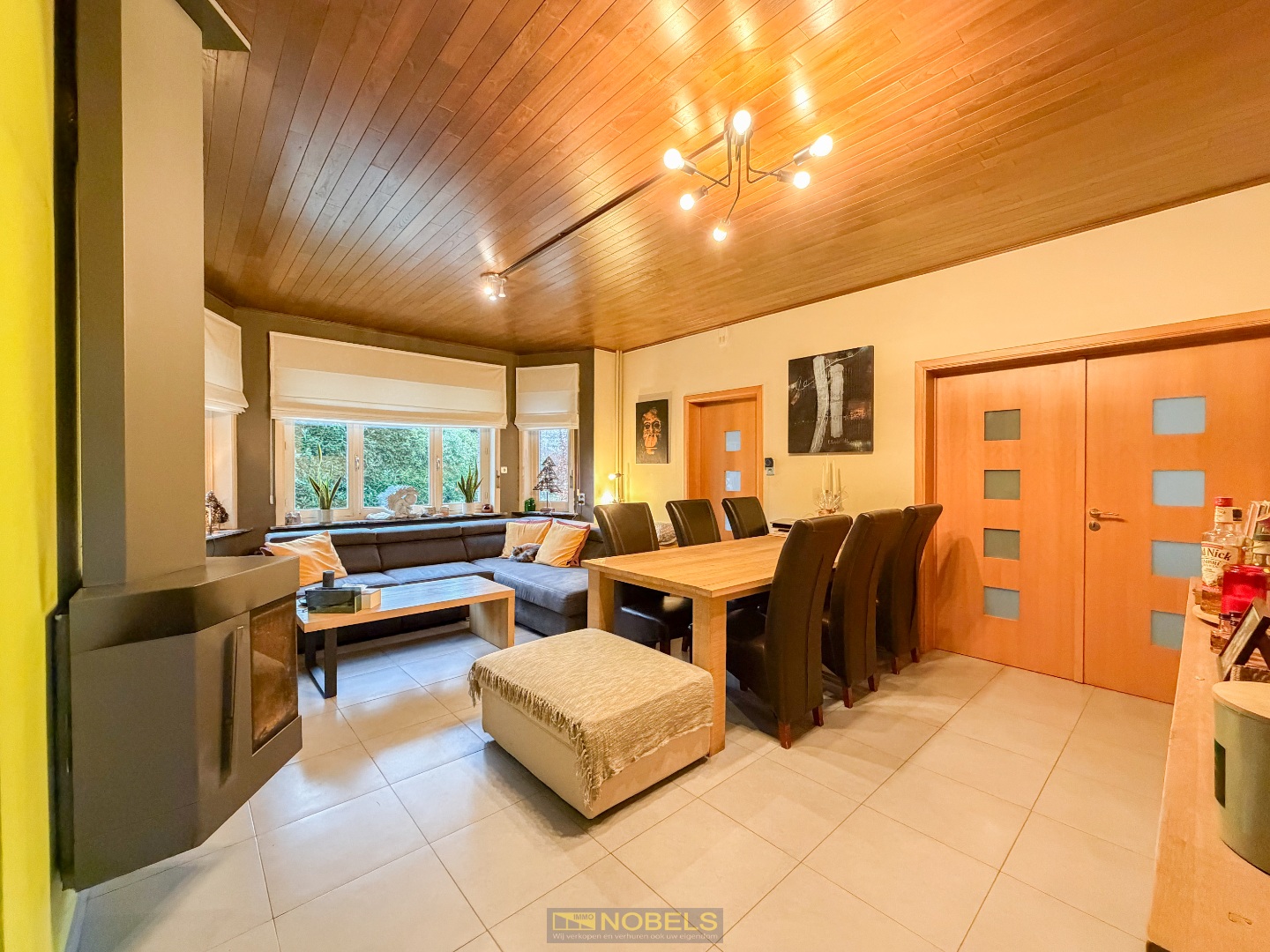 Te koop, Instapklare villa met zwembad op ruim perceel en landelijke ligging te Horebeke! - foto 2