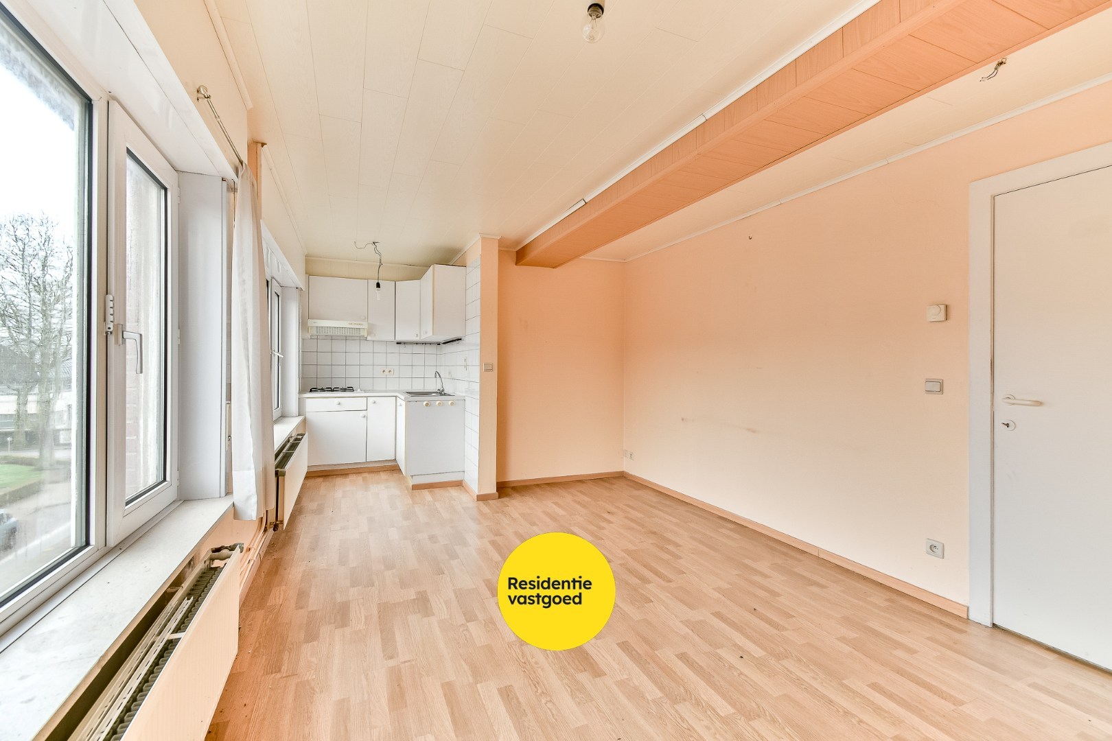 Te renoveren appartementsgebouw met loods op 1.131 m² - foto 5