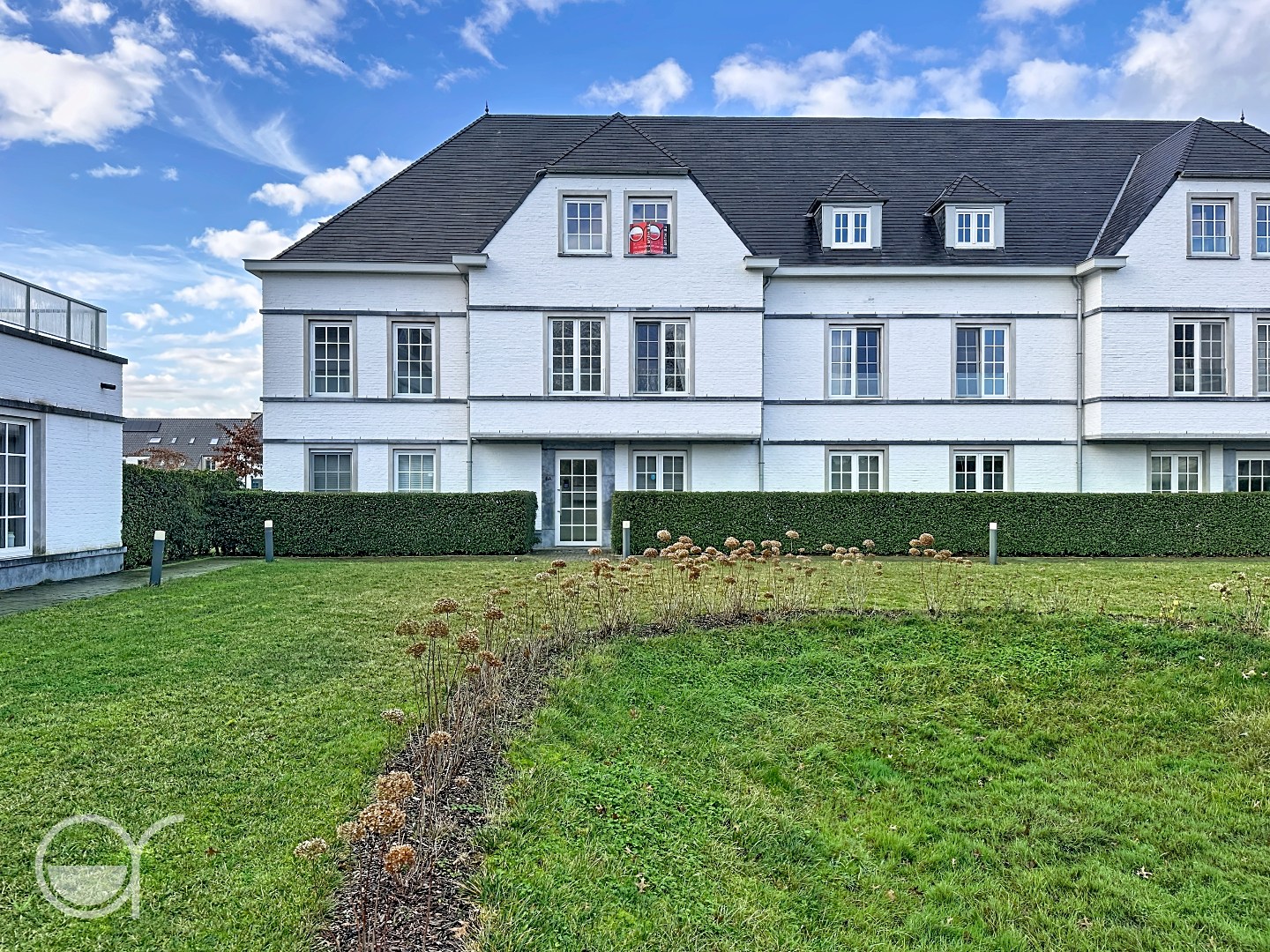 Goed gelegen villa-appartement met groot terras - foto 1