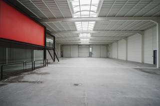 Nouvelle unité PME d'environ 749 m² dans le projet Walle Kortrijk.Dans une première phase, 3 bâtiments commerciaux seront construits sur le...