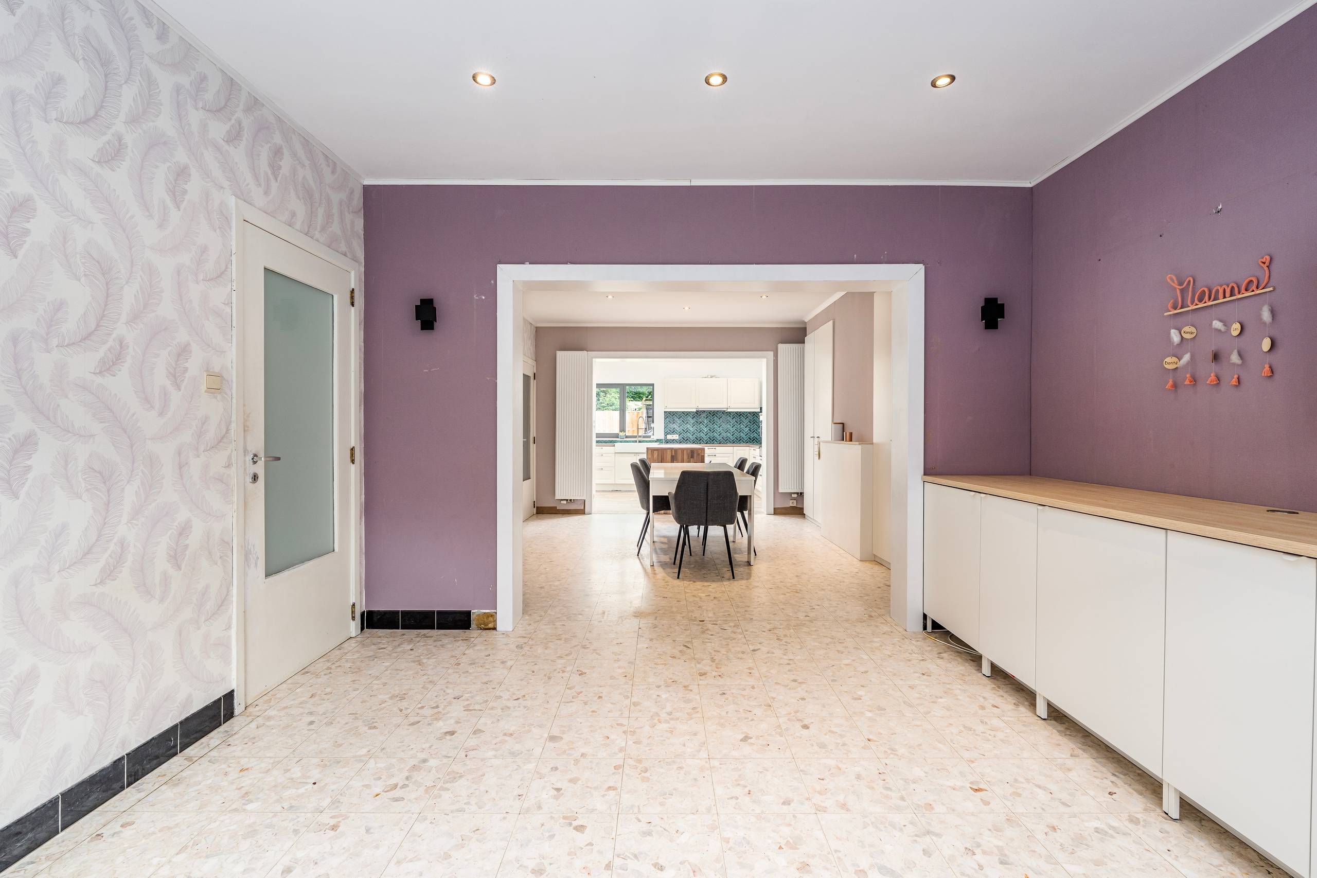 Ruime gezinswoning met 5 slaapkamers, garage en tuin - foto 4