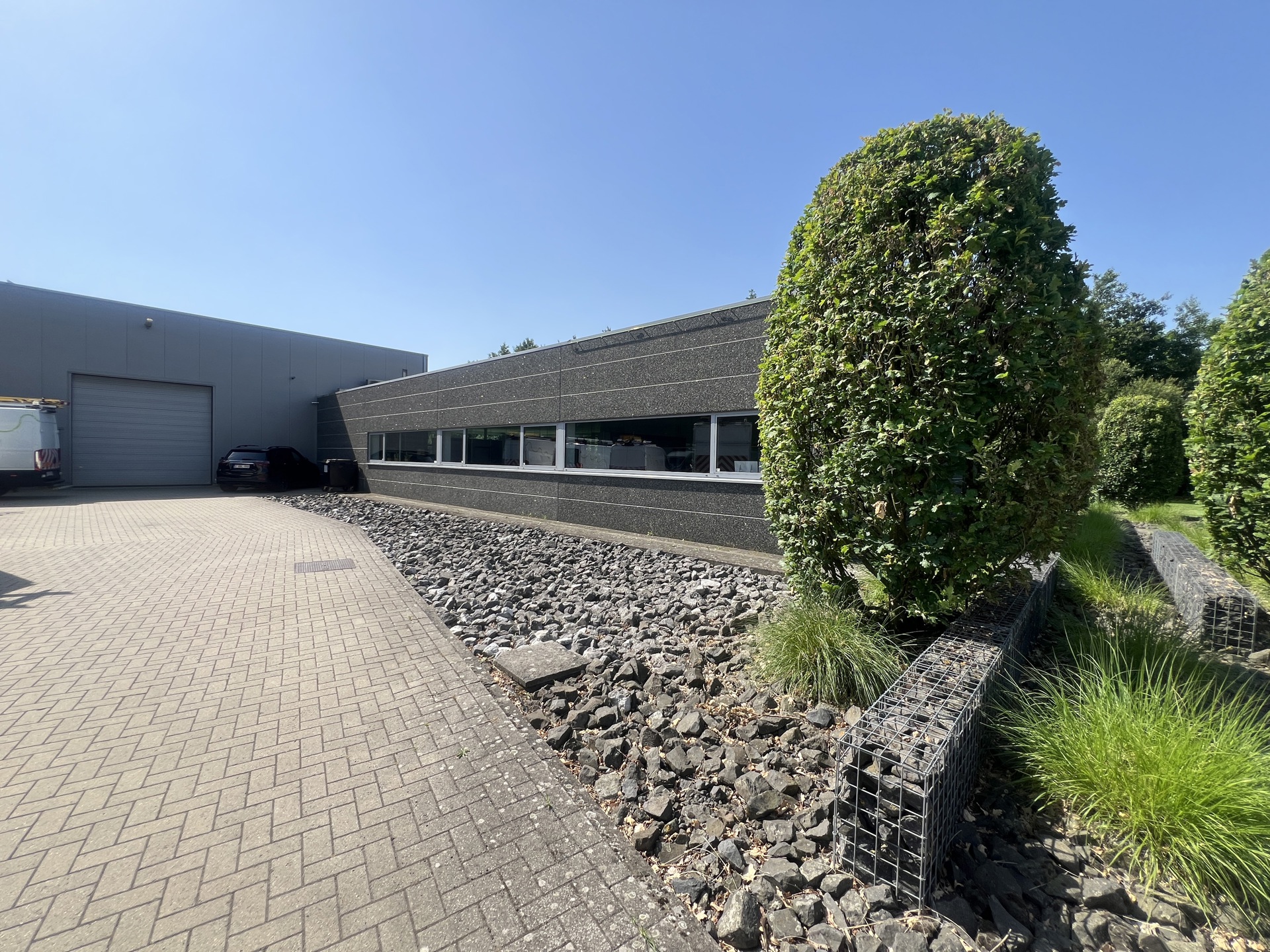 Commercial for rent in Tessenderlo-Ham - photo 4