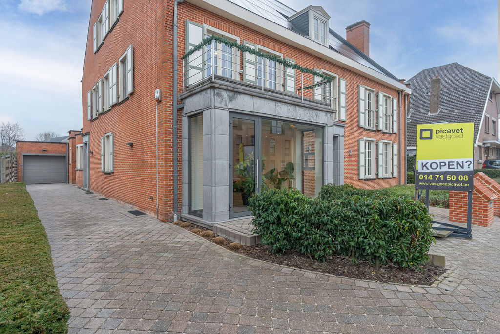 Apothekersvilla met handelsruimte, 5 slaapkamers en 2 badkamers.  - foto 4