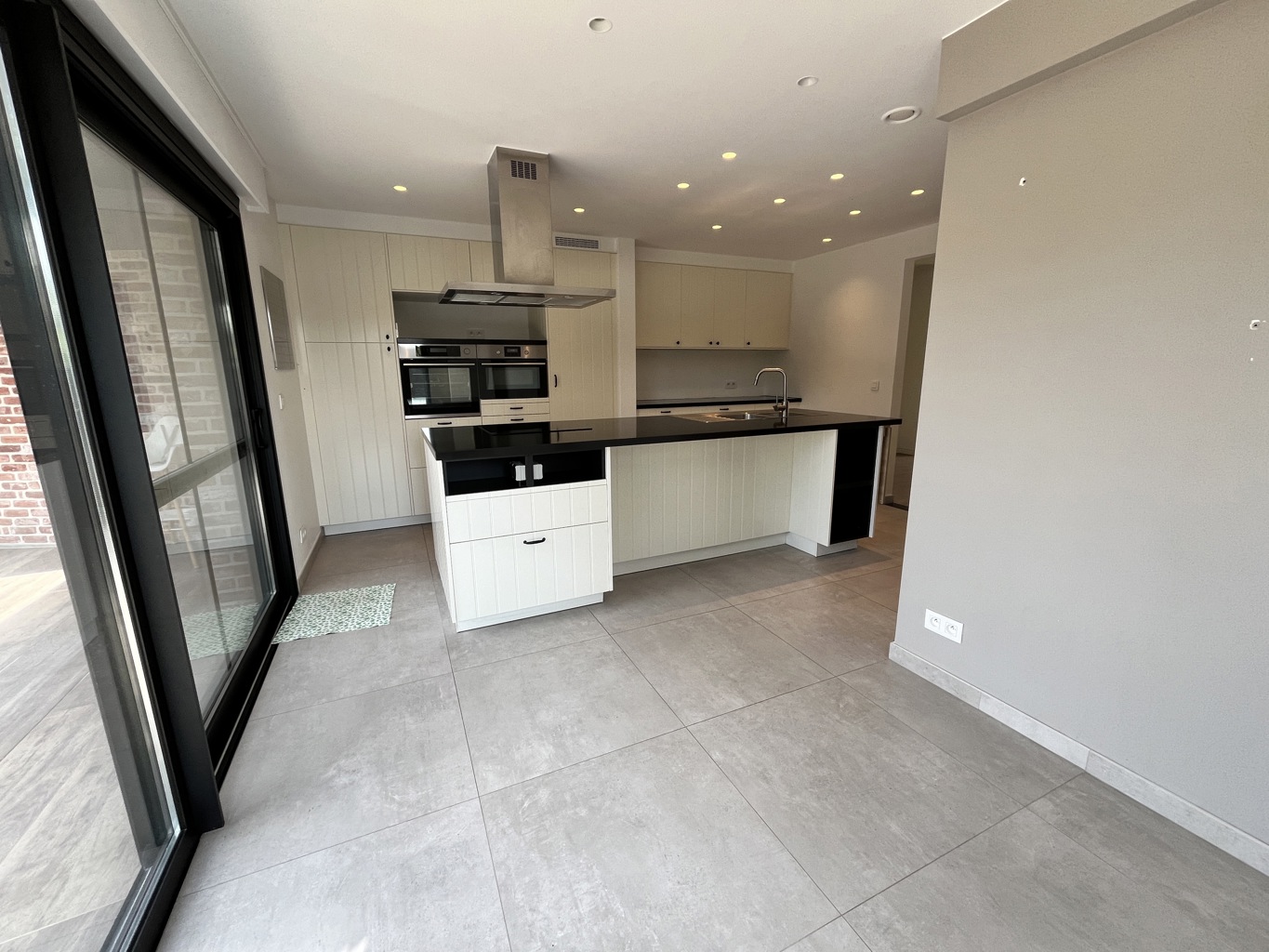 Huis te huur in Sint-Martens-Latem met 2 slaapkamers - foto 3