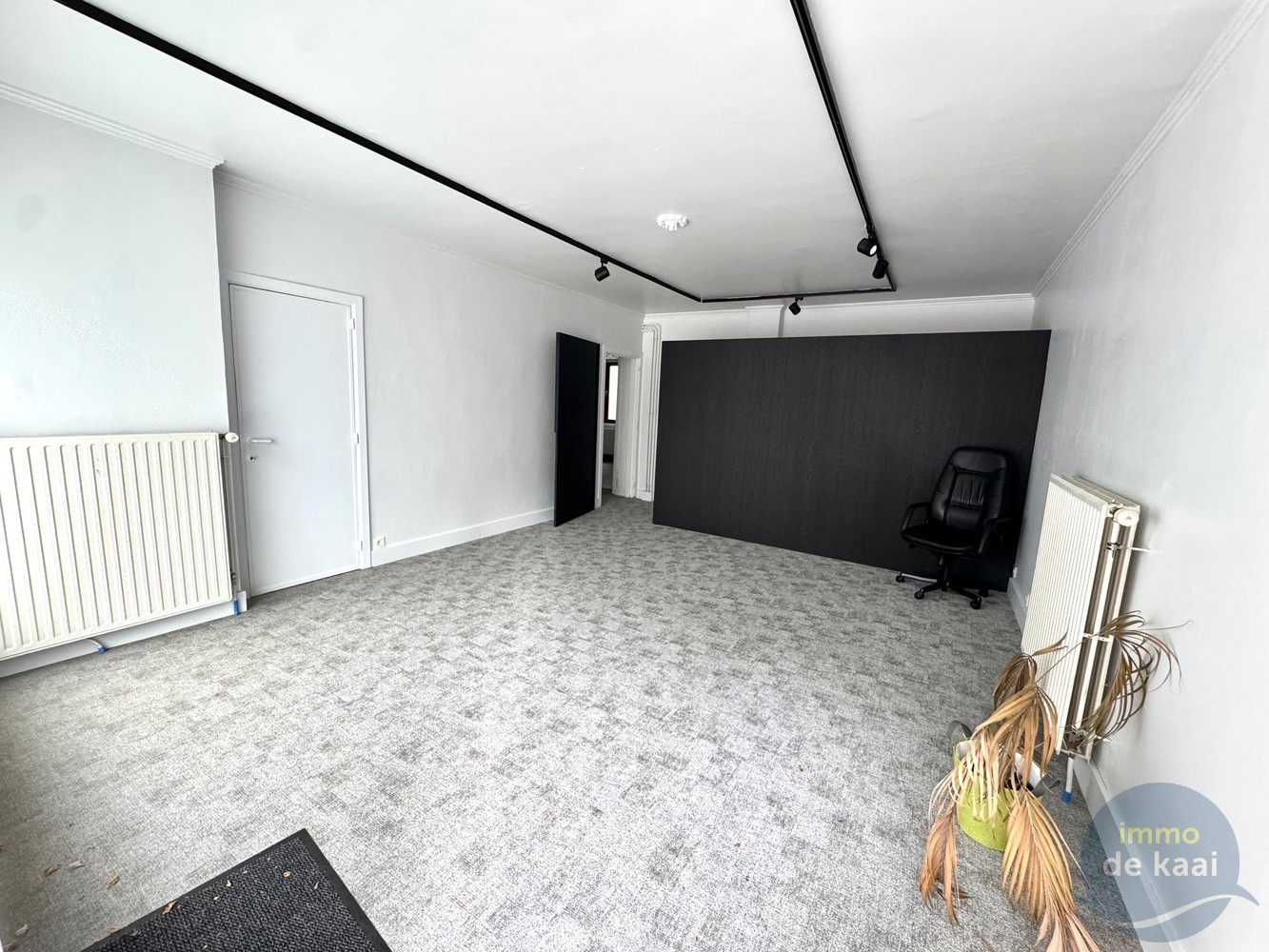 Commercial à louer à Nieuport - photo 3