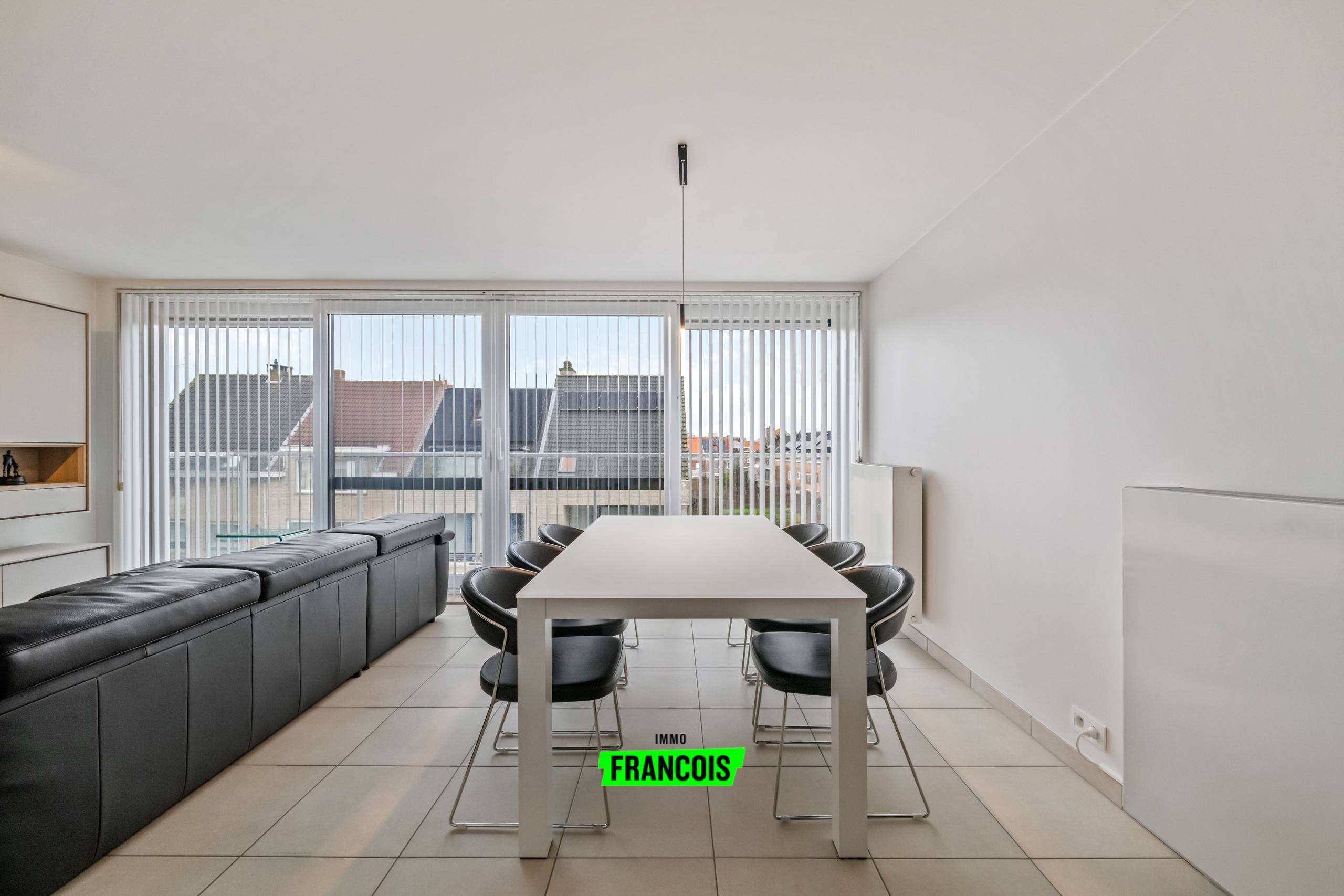 Instapklaar éénslaapkamerappartement met zonnig terras te Oostende - foto 2