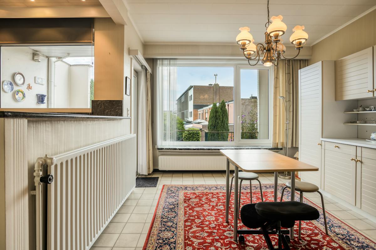 Karaktervol huis met tuin en 3 slaapkamers te Merksem - foto 4
