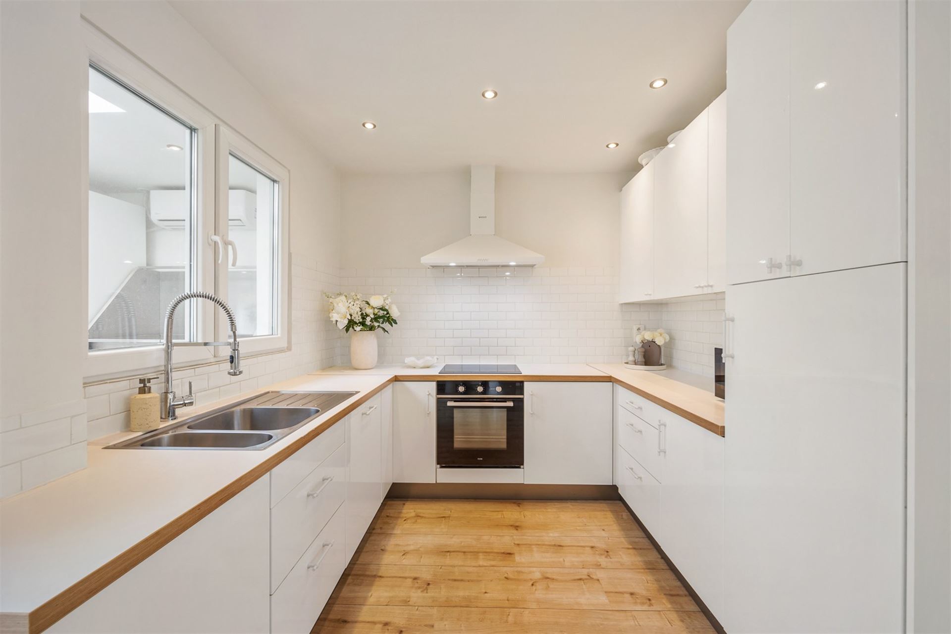 Instapklare woning met 3 slpk's op een TOPlocatie te Schoten! - foto 4