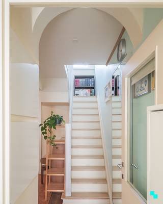 Deze charmante woning met geweldige tuin nabij Merelbeke centrum gelegen op een perceel van 202 m² en beschikt over een bewoonbare oppervlakte van...