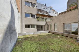 Dit appartement aan de Sint-Niklaasstraat 14 te koop in centrum Brugge vertegenwoordigt een unieke kans voor wie op zoek is naar een...