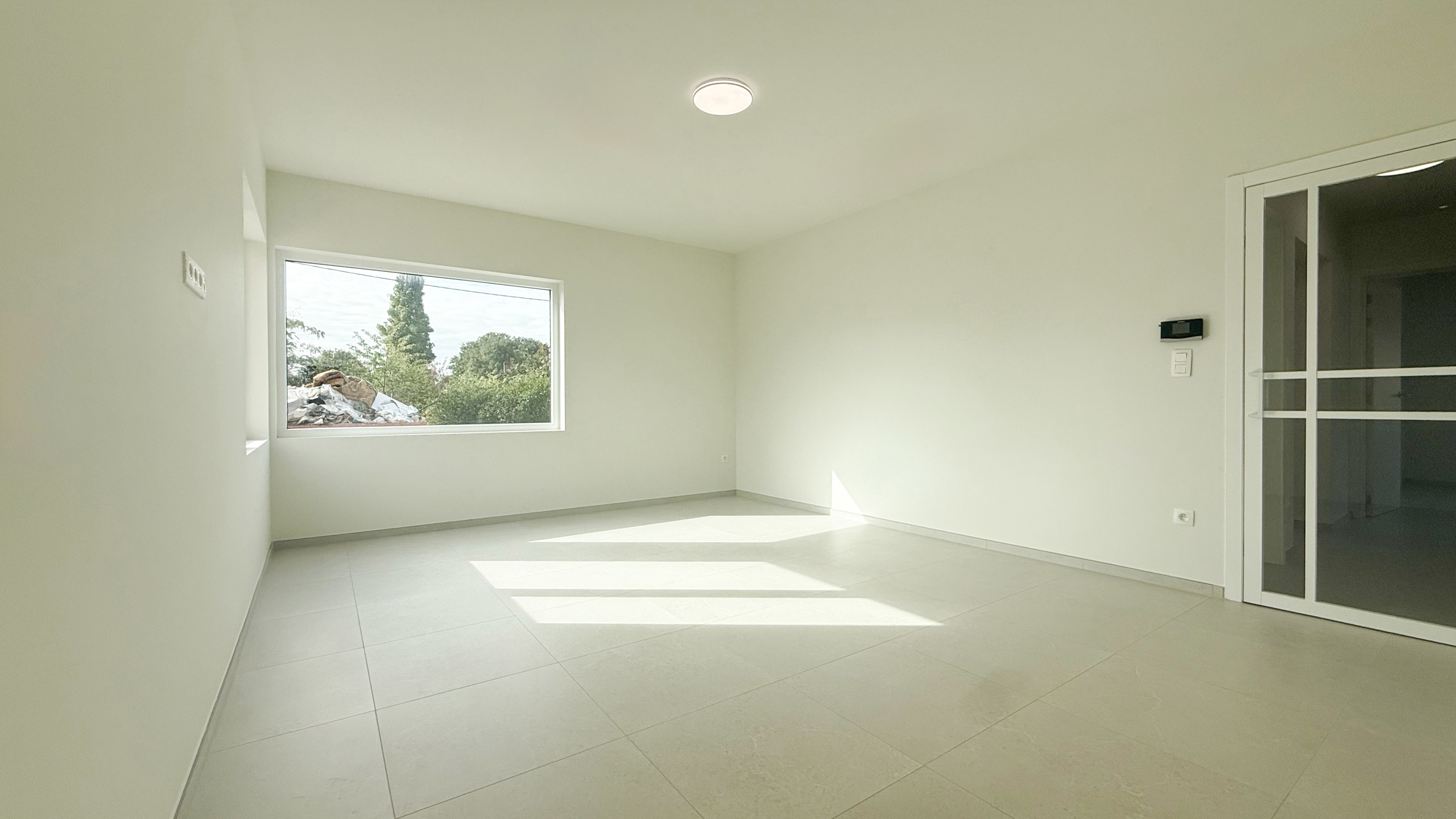 Volledig vernieuwde vrijstaande woning te huur in Koersel! - foto 5