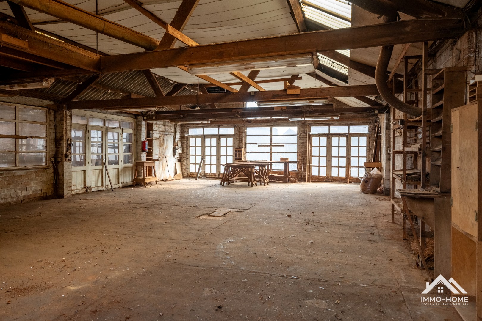Ruime te renoveren hoekwoning met atelier! - foto 4