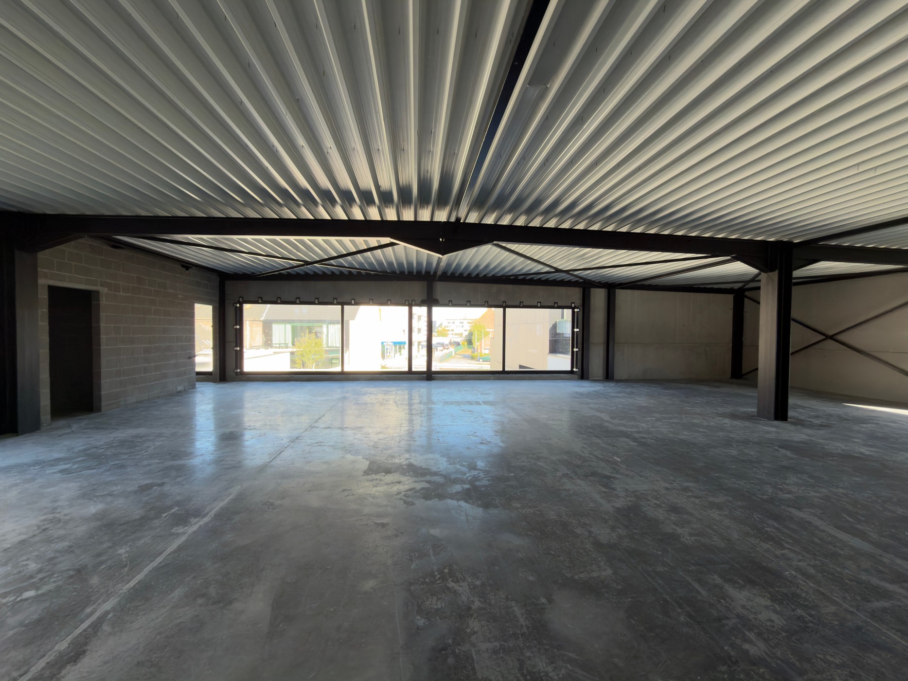 Handelspand 370m² te huur op toplocatie in Deinze - foto 4