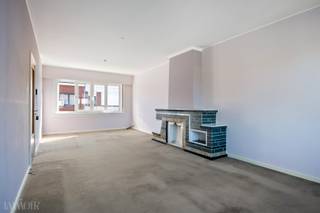 In een rustige en aangename woonomgeving in Wilrijk bevindt zich deze eengezinswoning met aparte garage. De ligging combineert een...