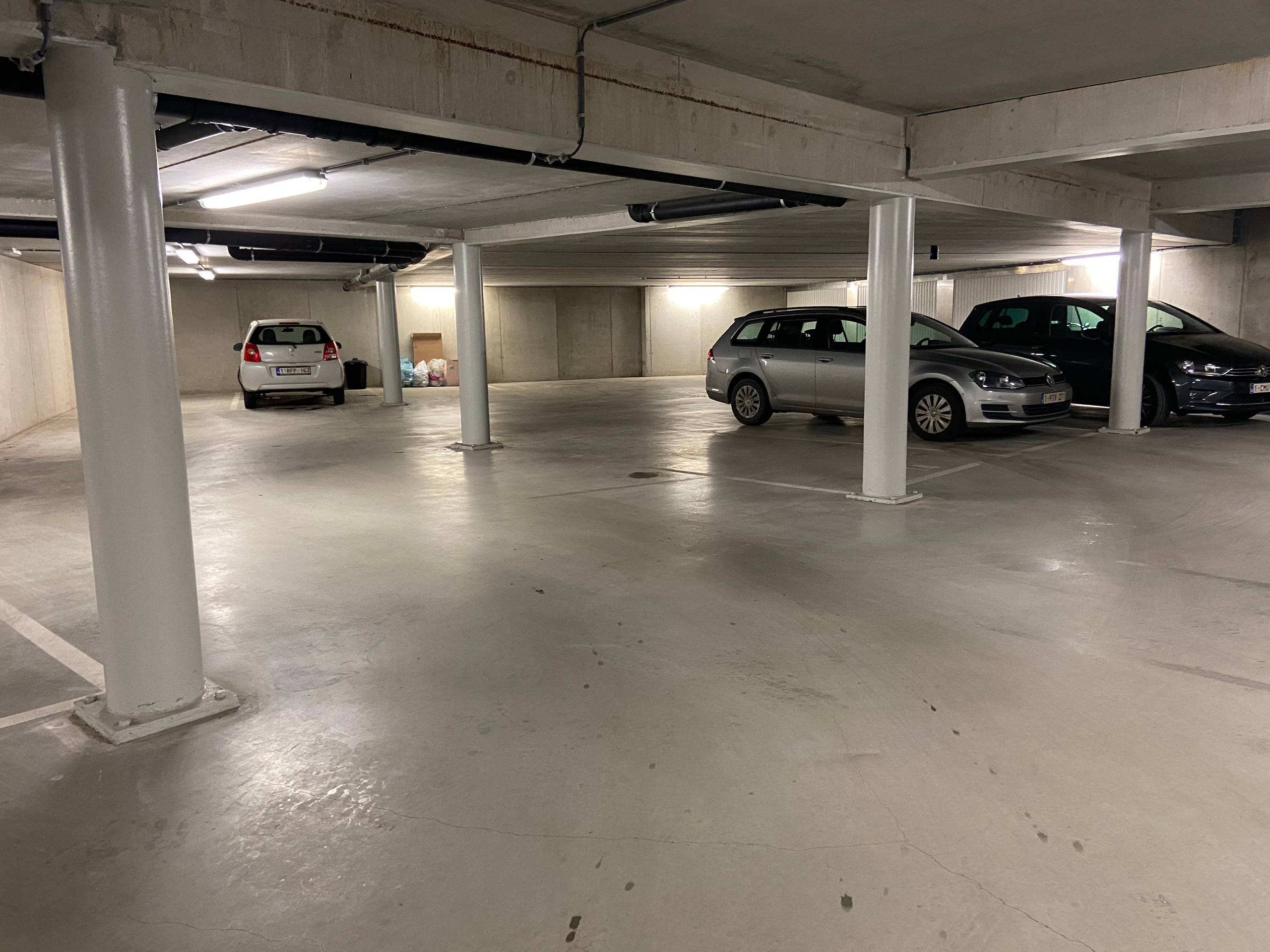 Ondergrondse parkeerplaats in centrum Waregem - foto 3