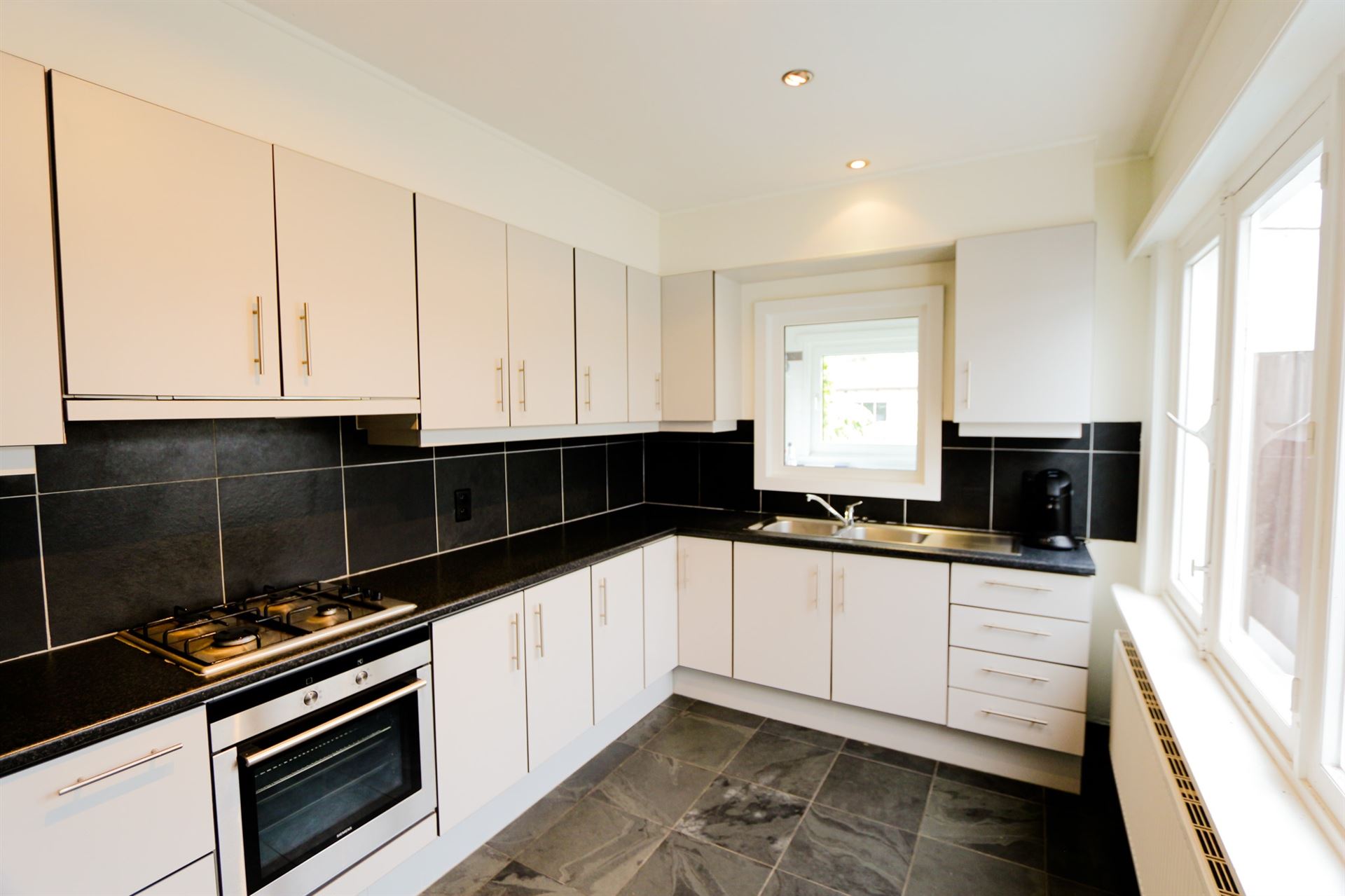 Ruime gerenoveerde stadswoning met zonnige tuin - foto 5