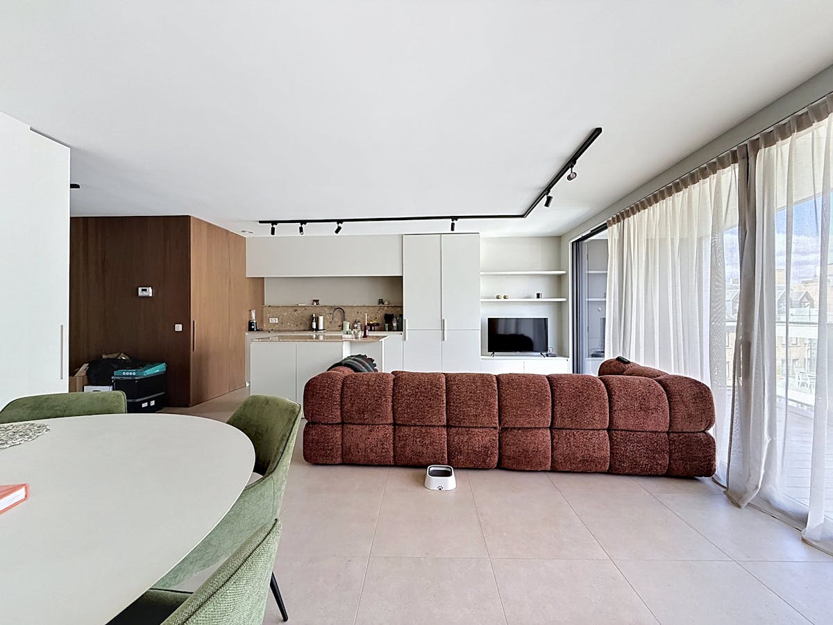 Prachtig nieuwbouwappartement met 2 kamers te huur in Waregem - foto 3