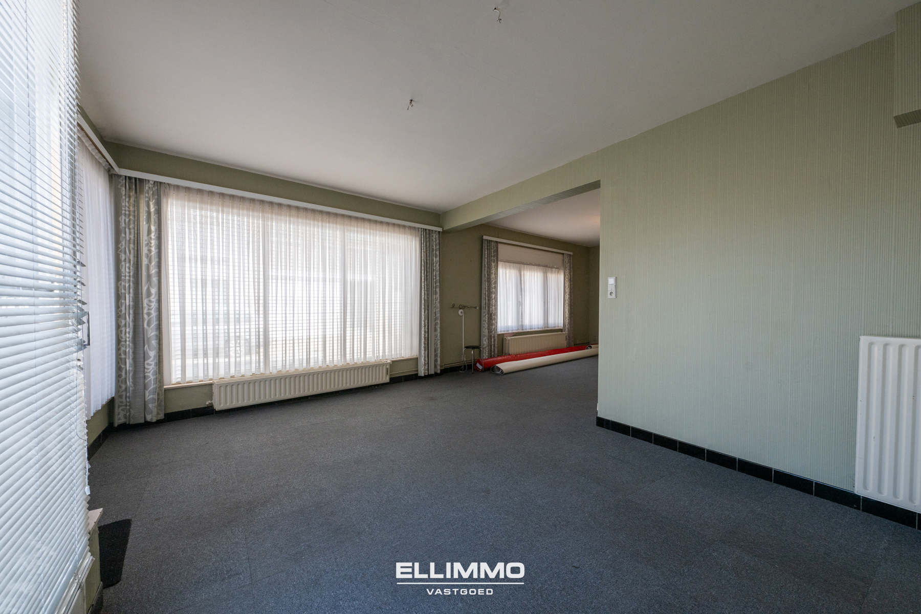 Verrassend ruime hoekwoning met 4 slpk's en veel potentieel  - foto 5