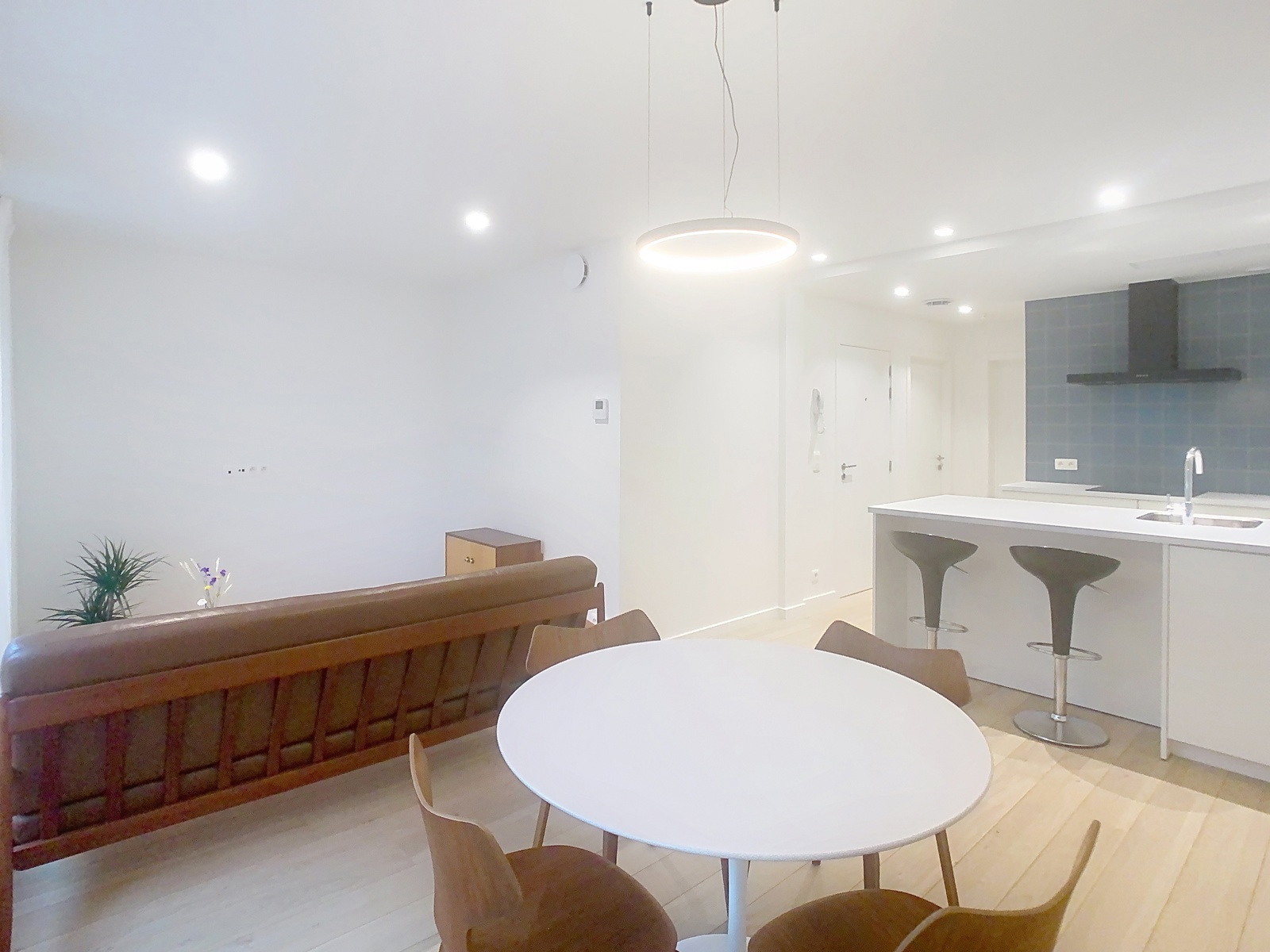 Gemeubeld appartement op toplocatie! - foto 5