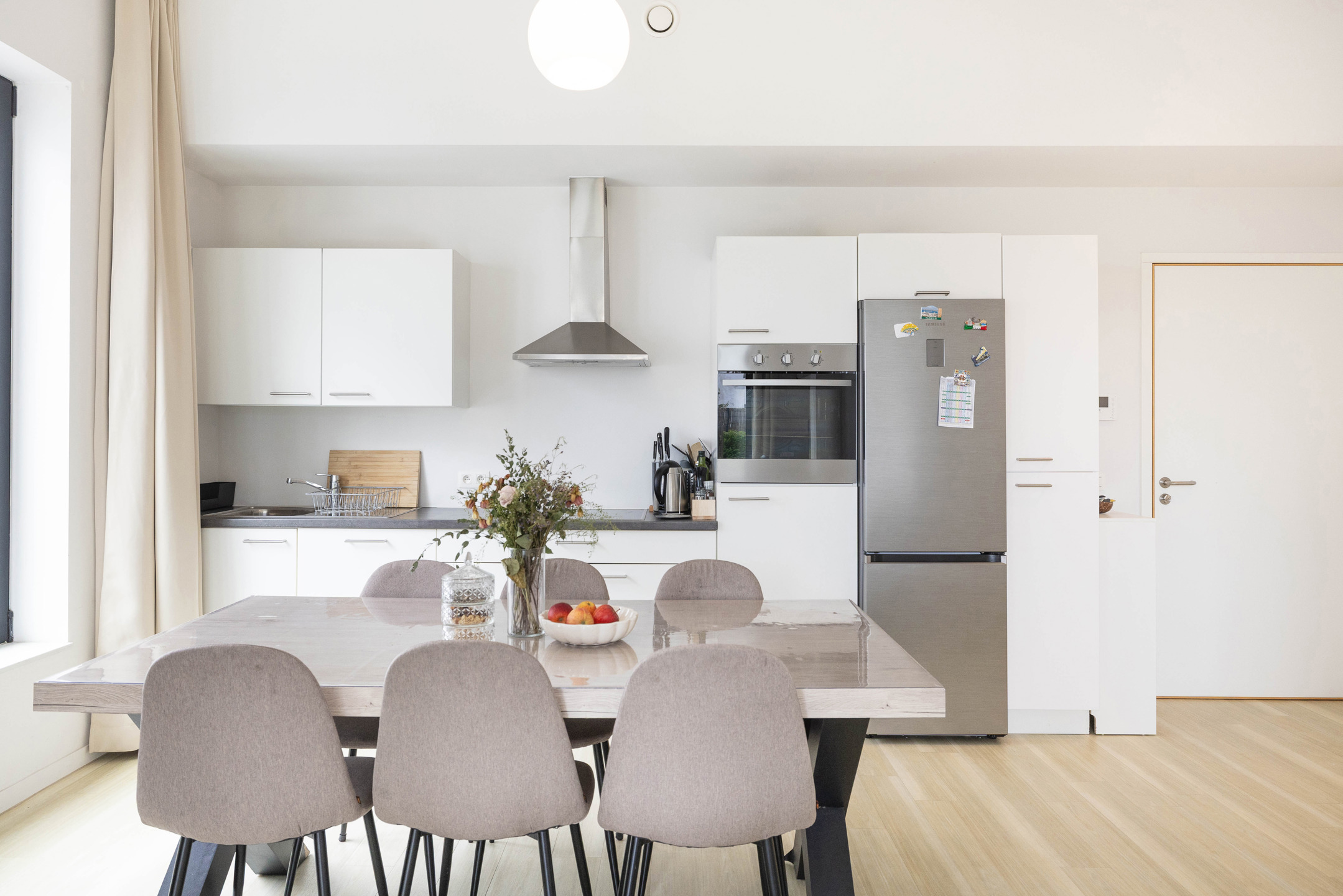 RECENT GEBOUWD APPARTEMENT AAN HET KANAAL, 1 SLPK + TERRAS - foto 5