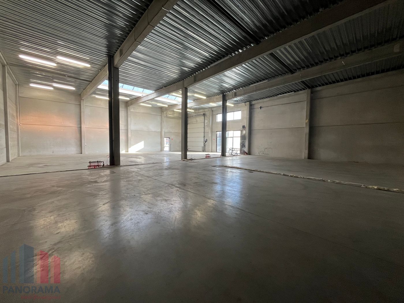 Strategisch gelegen KMO-unit van 500 m² vlakbij R4/E17/E40 - foto 4