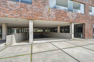 Garage for sale in Ostend